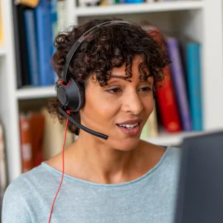 HP Poly Blackwire 5220 - Headset - on-ear - wired - USB-C, 3.5 mm jack - black - Certified for Skype for Business, Cisco Jabber Certified, Avaya Certified, Certified for Microsoft Teams, Zoom Certified, UC certified, Works With Chromebook Certified