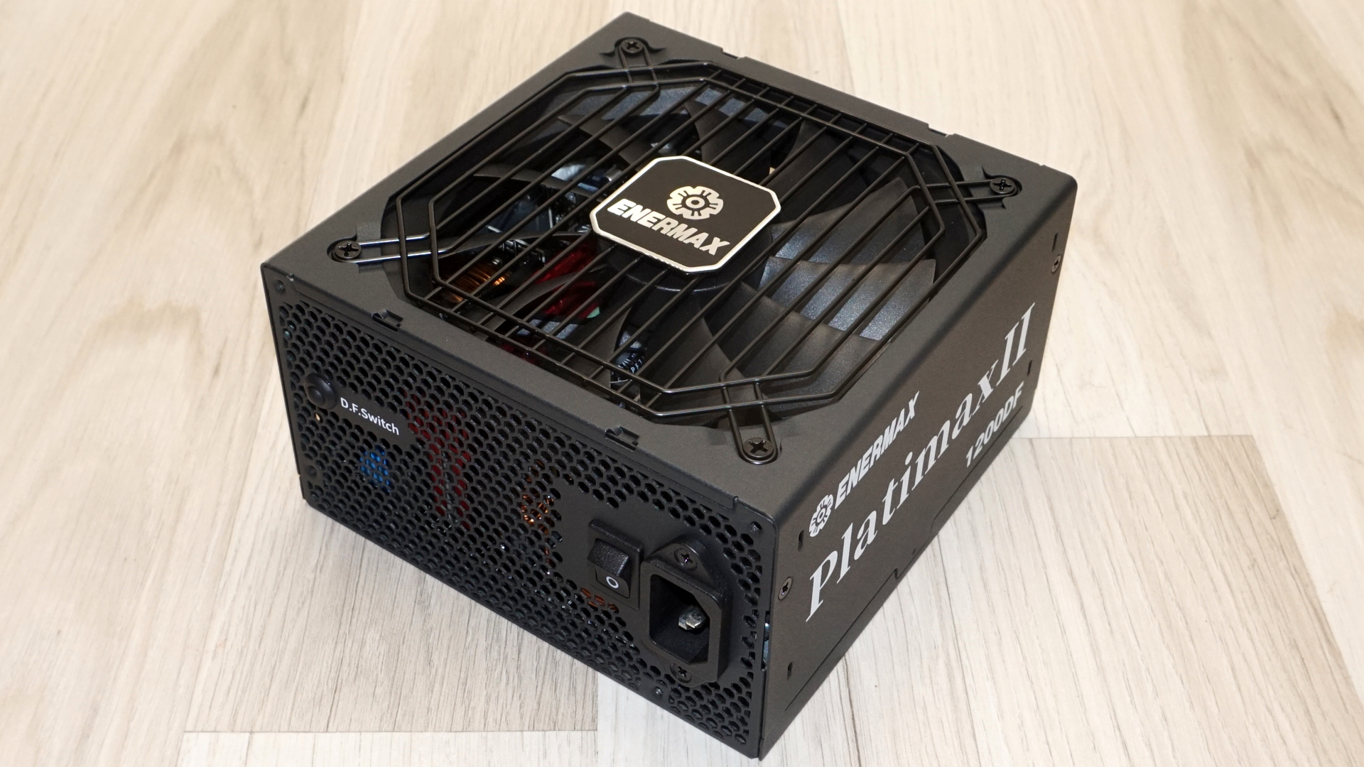 Gigabyte AORUS ELITE 850W PSU - Fully Modular, 80 PLUS Platinum, ATX 3.1, PCIe 5.0 Ready, 12VHPWR, Silent 120mm FDB Fan, 10-Year Warranty