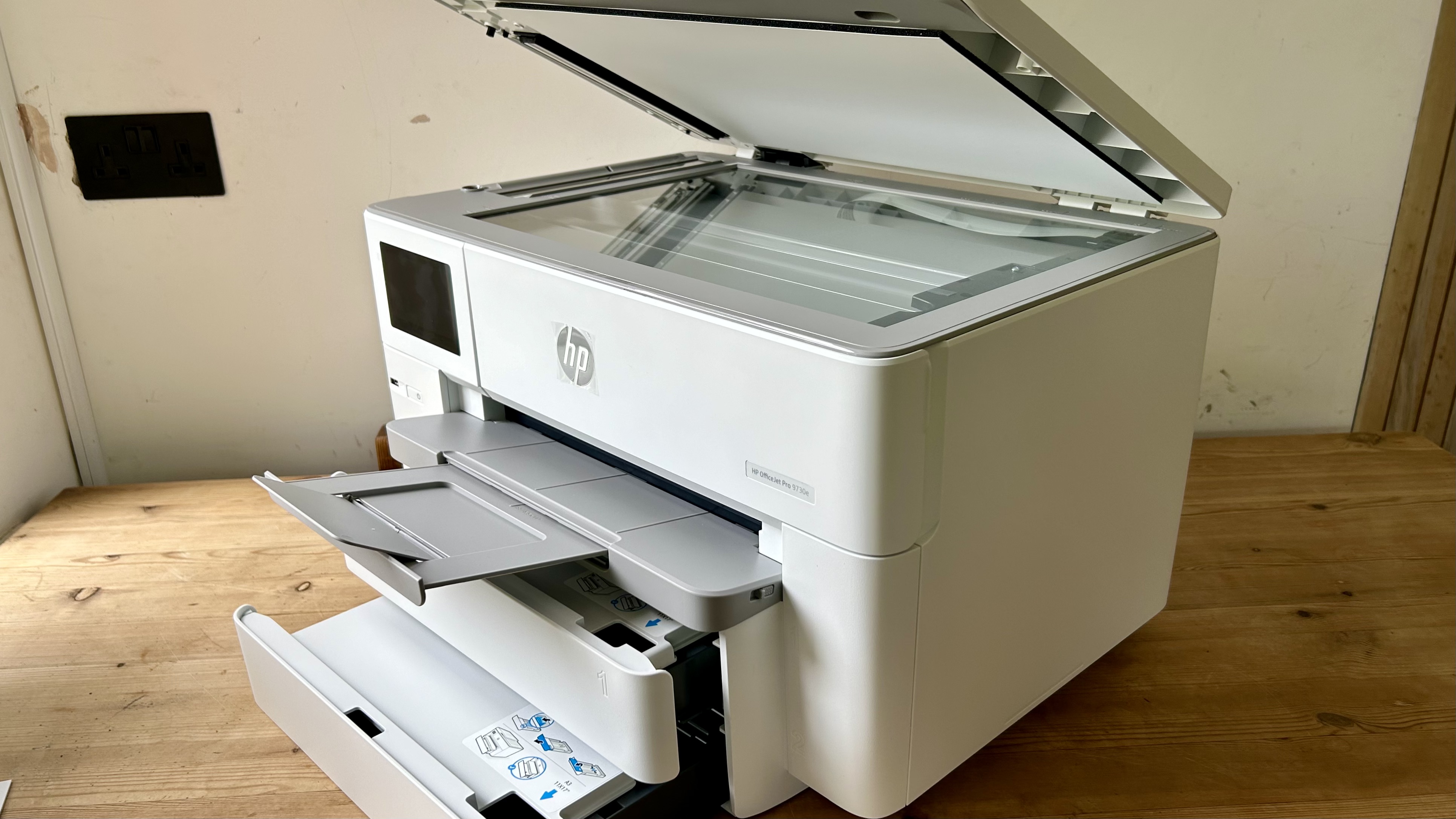 HP Officejet Pro 9730e Wide Format All-in-One - Multifunction printer - colour - ink-jet - A3/Ledger (297 x 432 mm) (original) - A3 (media) - up to 18 ppm (copying) - up to 22 ppm (printing) - 250 sheets - USB 2.0, LAN, Wi-Fi(ac), USB 2.0 host, Bluetooth