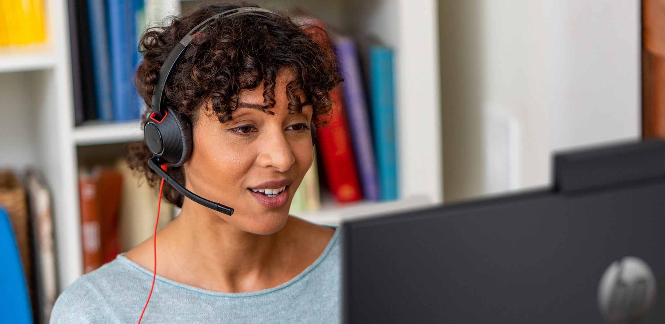 HP Poly Blackwire 5210 - Blackwire 5200 series - headset - on-ear - wired - 3.5 mm jack, USB-C - black - Certified for Microsoft Teams, Certified for Skype for Business, Cisco Jabber Certified, Avaya Certified, Works With Chromebook Certified, Zoom Certif