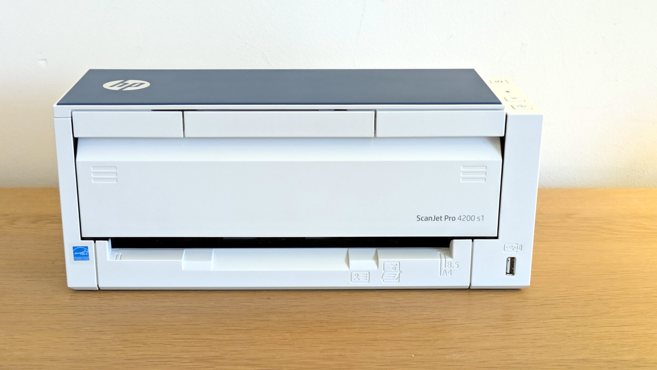 HP Scanjet Pro 4200 s1 - Document scanner - Duplex - 216 x 5842 mm - 1200 dpi x 1200 dpi - up to 40 ppm (mono) / up to 40 ppm (colour) - ADF (50 sheets) - up to 4500 scans per day - USB 3.0