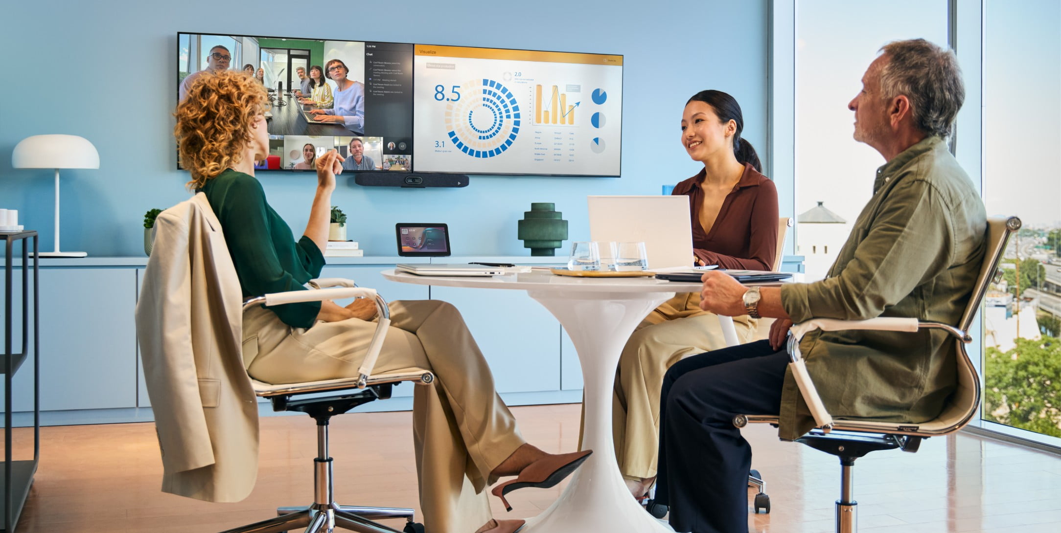 HP Poly Studio V12 - Customer Special 1 - USB video bar - Zoom Certified, Certified for Microsoft Teams, Works With Chromebook Certified - white - power adapter included
